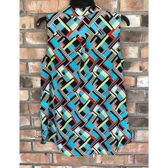 Dana Buchman Women’s Multicolored Half Button Down Sleeveless Top Size Medium - Picture 3 of 8